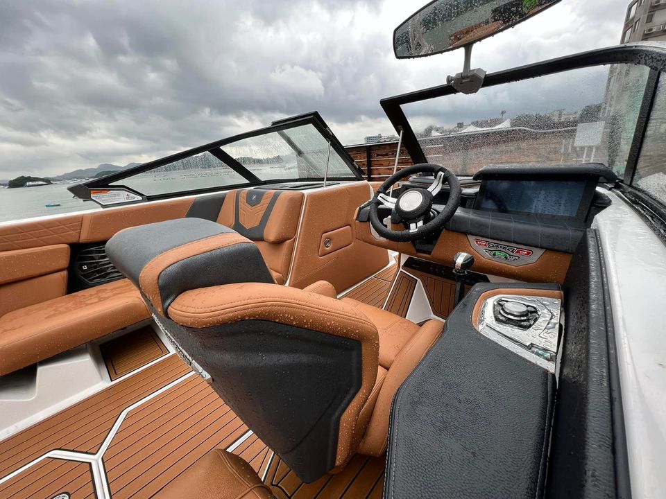 Nautique G23 - 2022 Diesel (NEW)