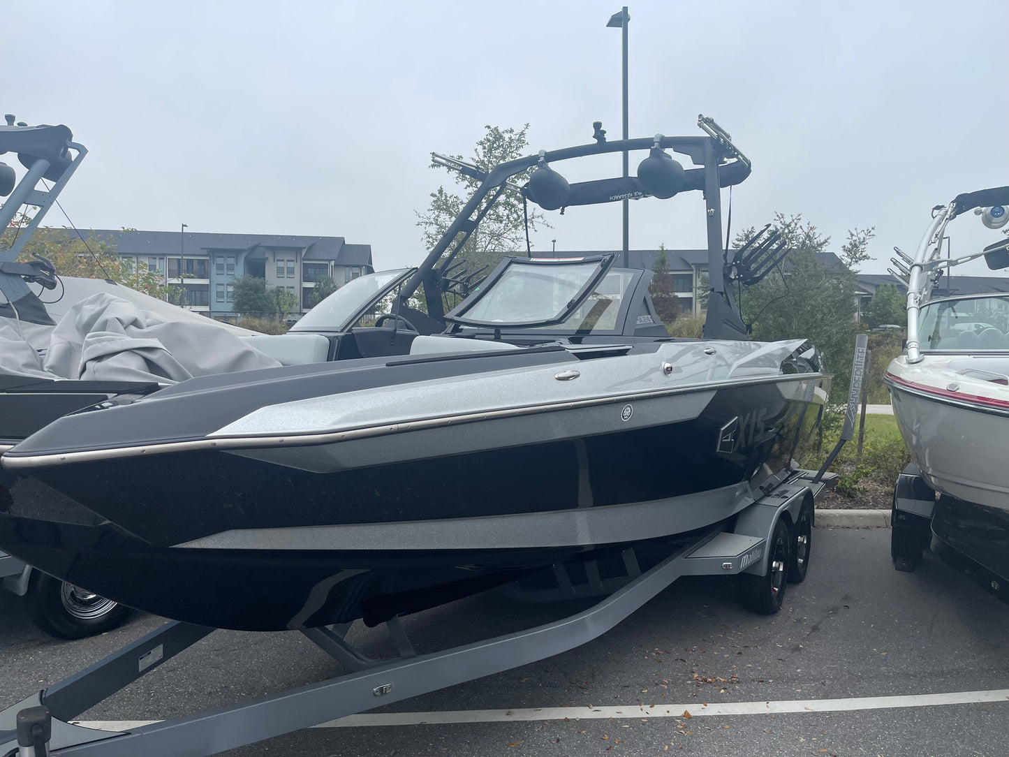 2022 AXIS A24 - Gasoline (NEW)